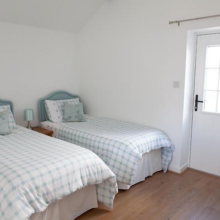 Elm Cottage Touring Park Whitegate  Екстериор снимка